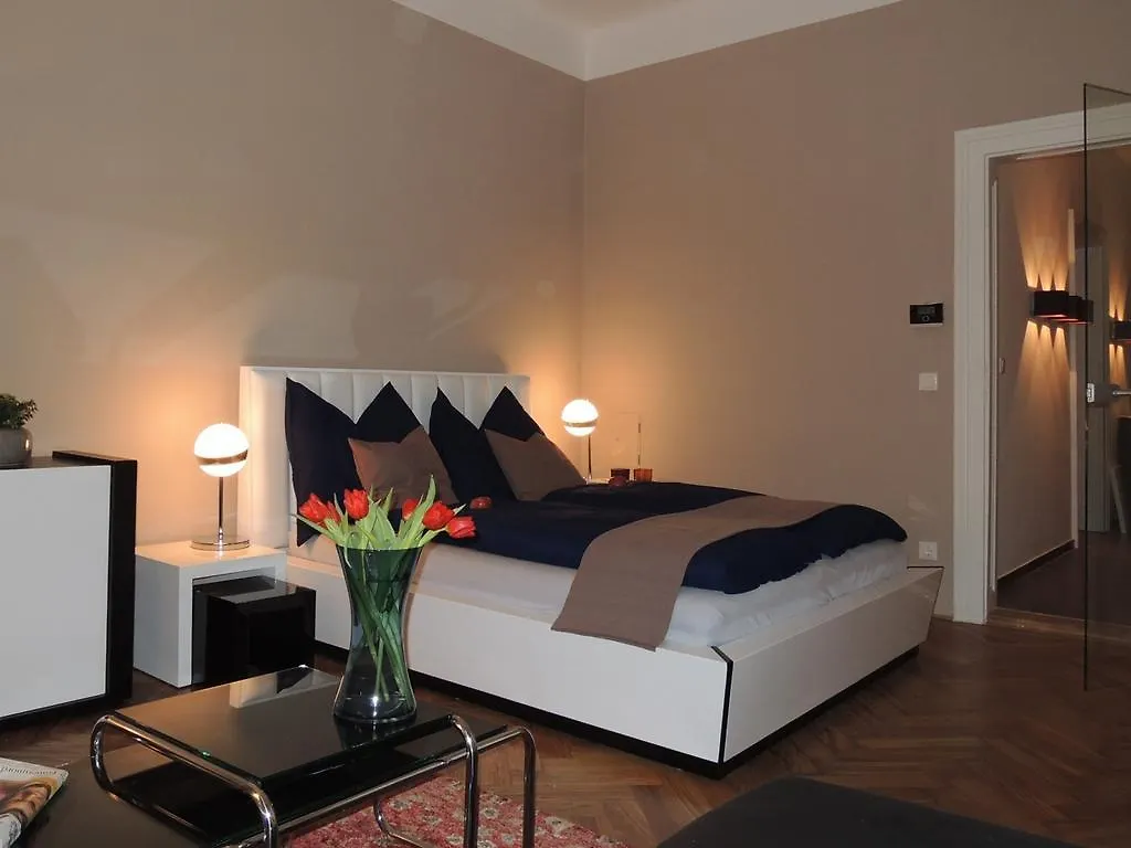 Appartement Cervantes contacts